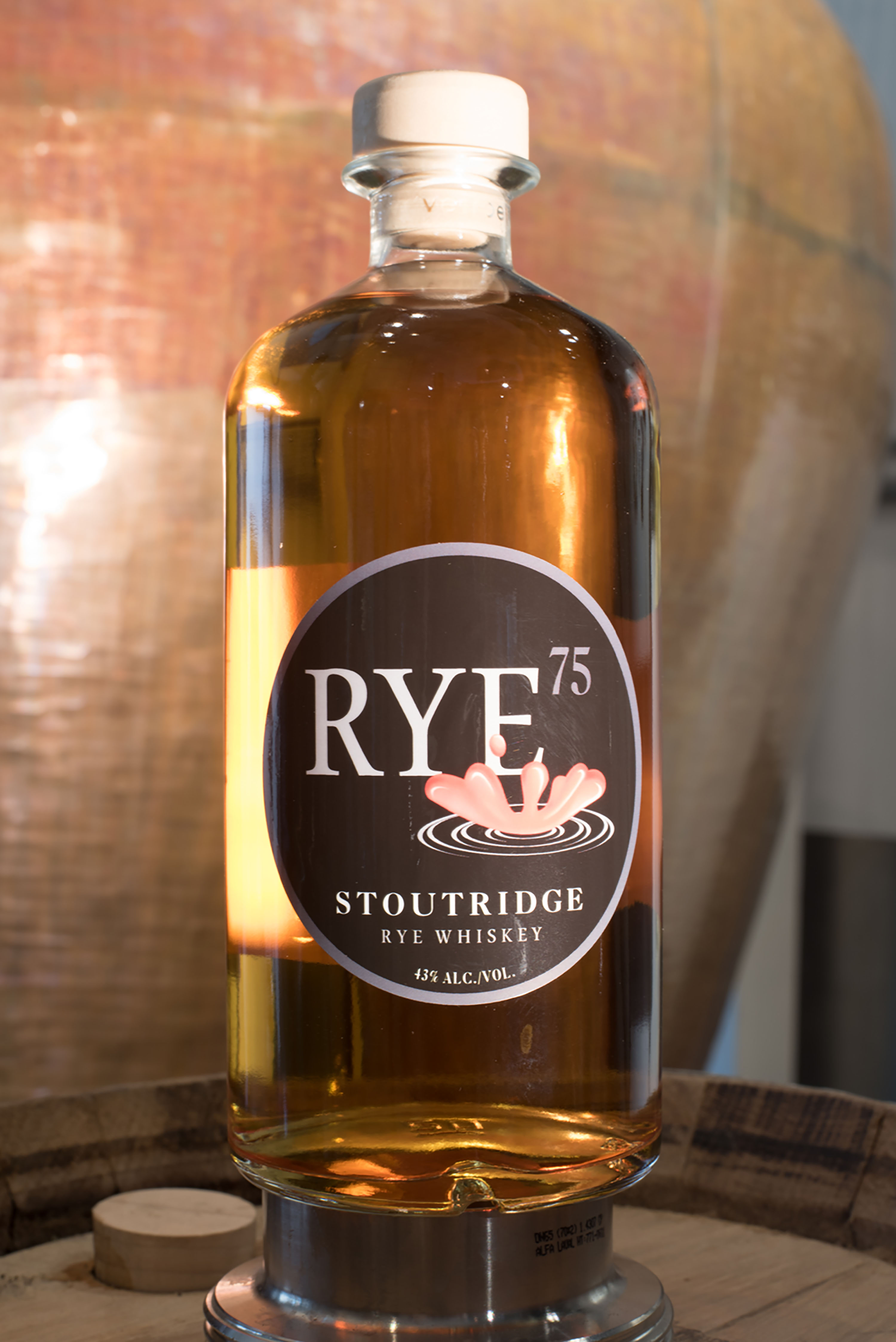 Stoutridge Rye 75 Whiskey Bottle